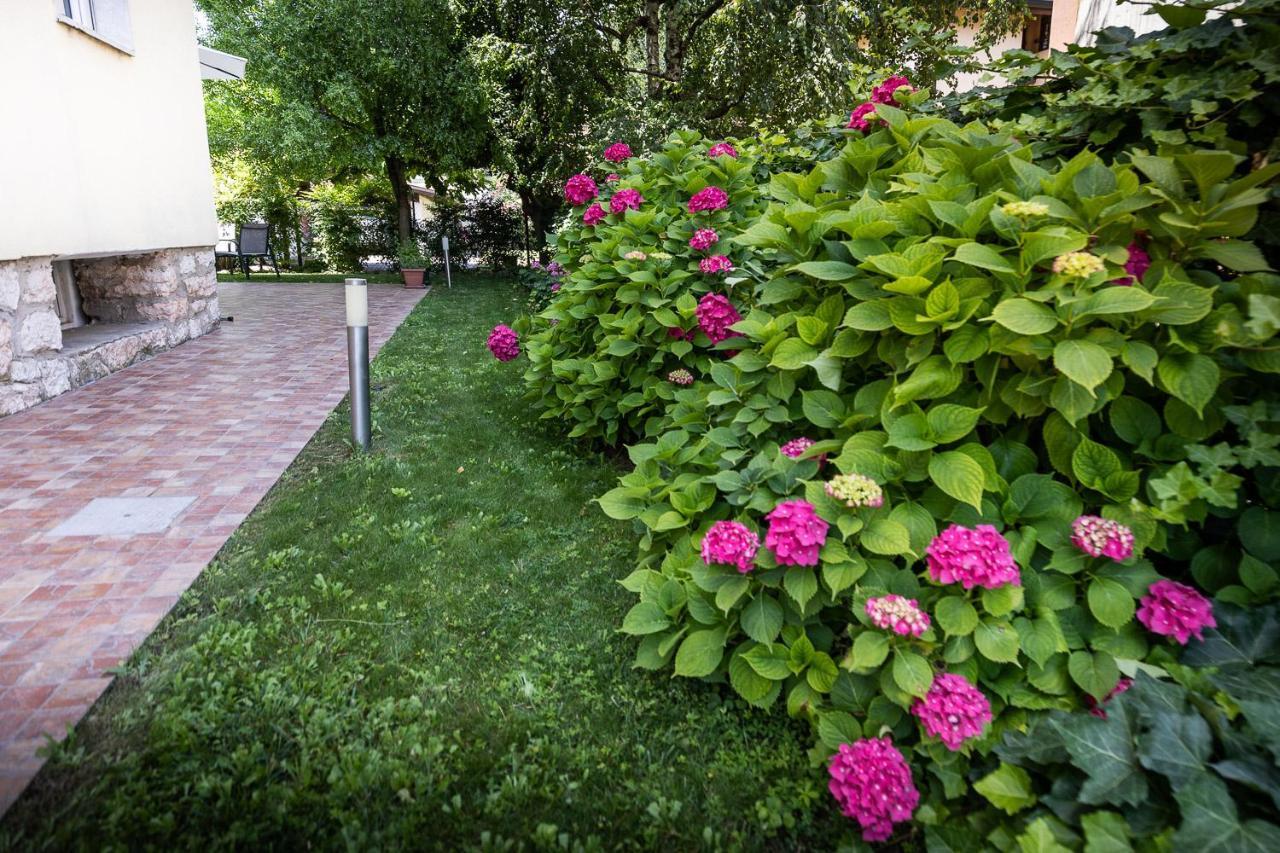 Verona Suites Kültér fotó